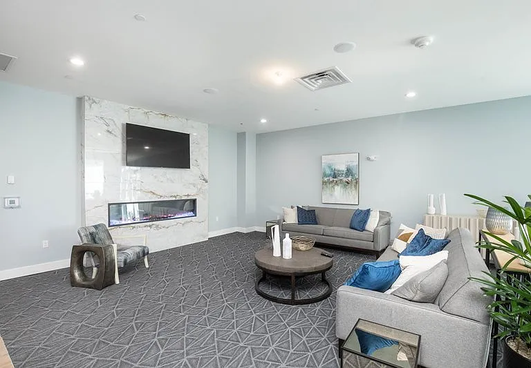 The Residences at Raritan Town Square — Photo 13