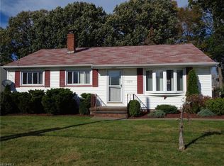 11270 Fairlawn Dr, Parma, OH