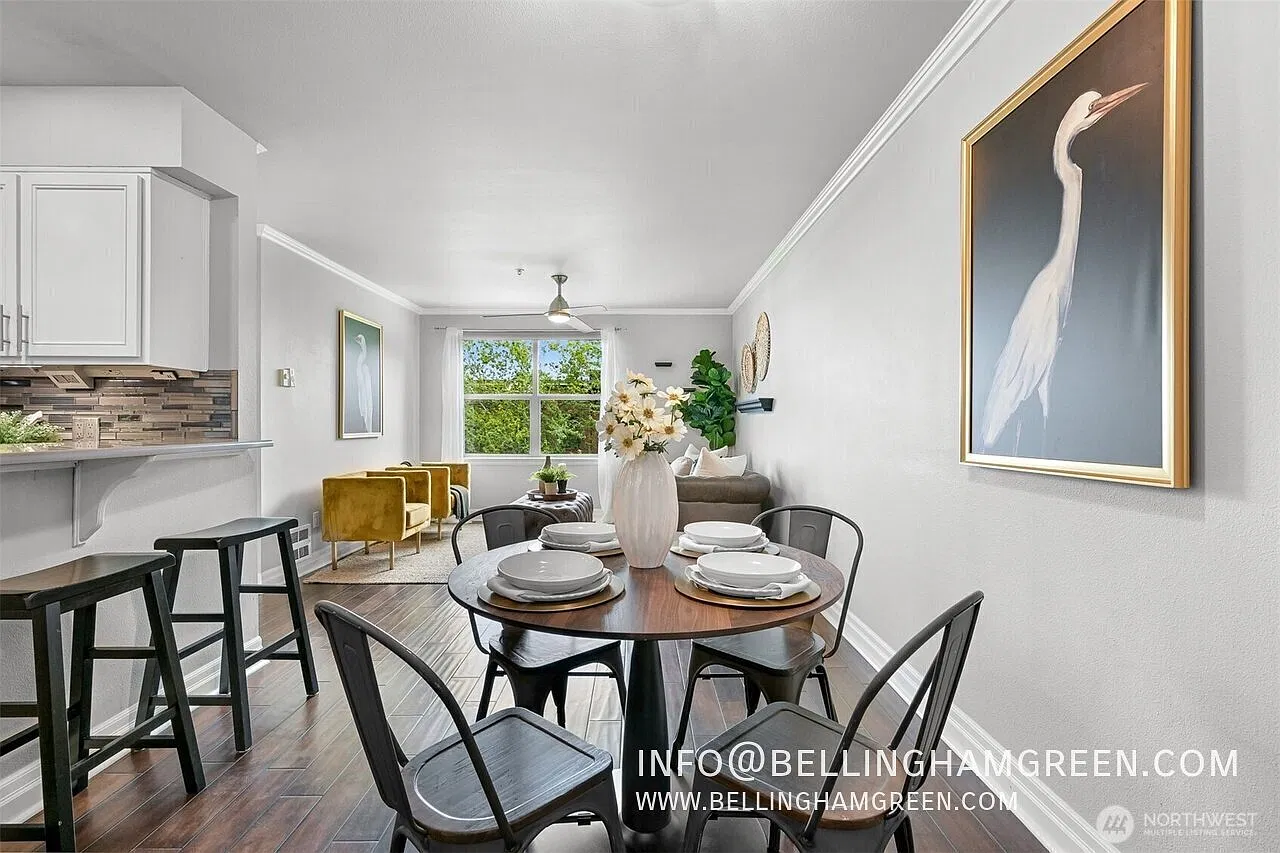 Beautiful Bay View in Fairhaven - 2 Bedroom/2 Bathroom Apartment — Photo 4