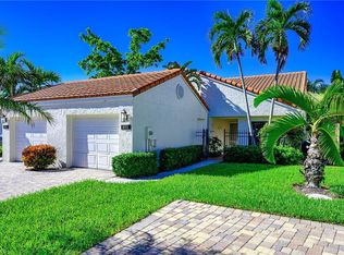 855 Reef Point Cir, Naples, FL 34108