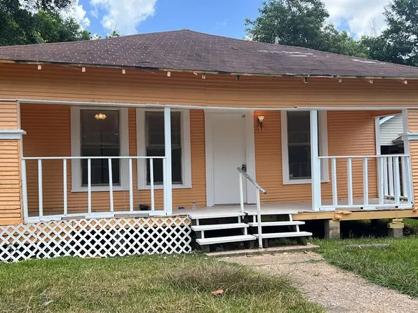 755 Doucette Ave, Beaumont, TX 77701