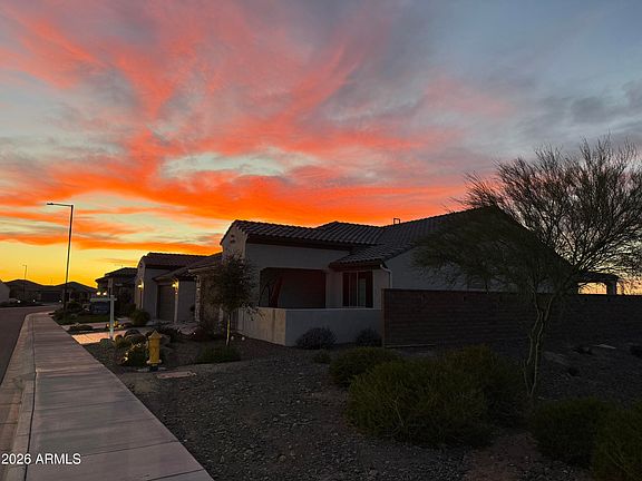 4th image of 26794 W KERRY Lane W