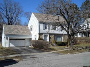 16 Pershing Rd, Amsterdam, NY 12010