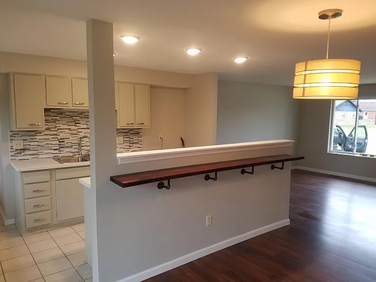 434 Nies Ave — Photo 8