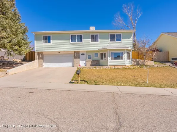 1558 E 12th St, Rifle, CO 81650