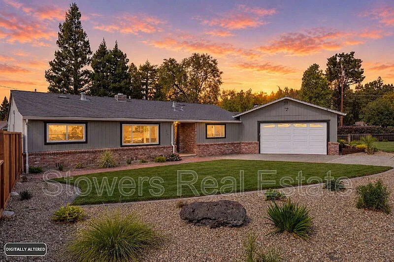 275 Cameo Dr