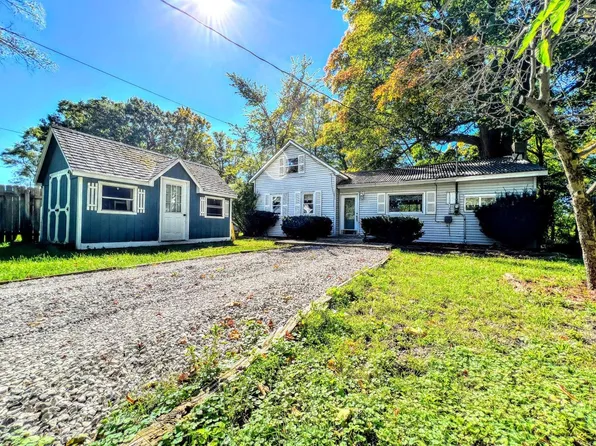 718 N 3rd Ave, Big Rapids, MI 49307