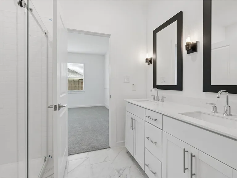 556 Day Station Dr — Photo 21