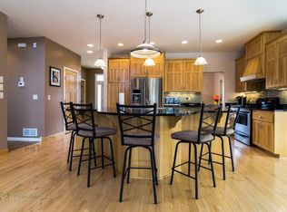 10345 Major Dr N, Brooklyn Park, MN 55443