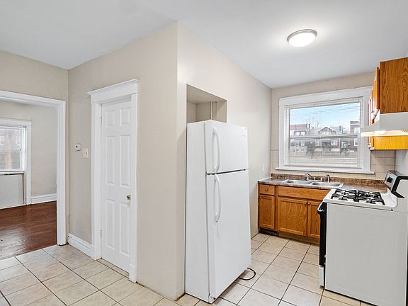 2nd image of 4417-4419 Floriss Pl #2EA112000