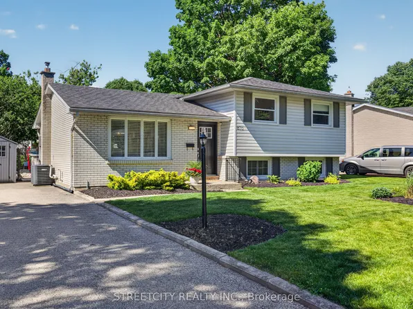 670 Glengyle Cres, London, ON N5X 1X7