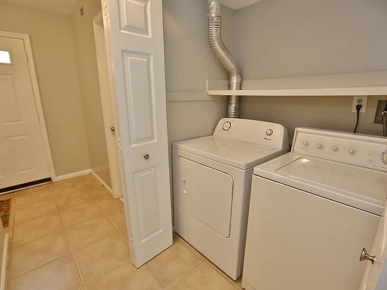 1207 Captain Adams Ct — Photo 39