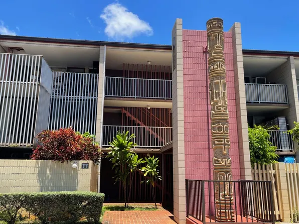 5065 Likini St APT C218, Honolulu, HI 96818
