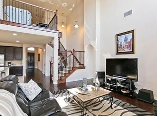 1013 Chickasaw Dr, Carrollton, TX 75010