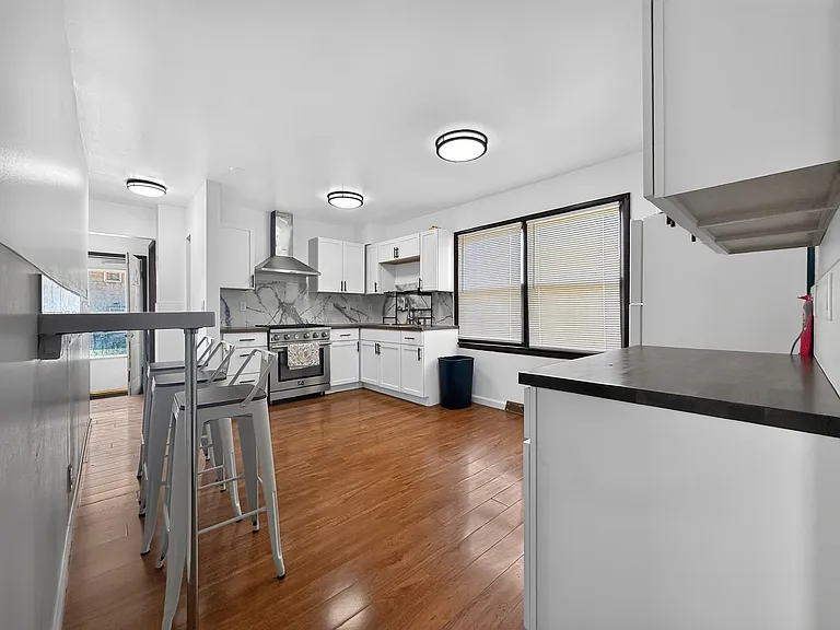 1705 E Granet Ave — Photo 10