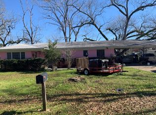 93 Alabama St, Roxie, MS 39661