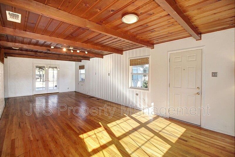 1st image of 3107 Del Paso Blvd