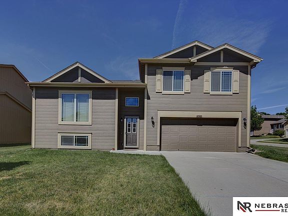 2nd image of 4742 N 167th St