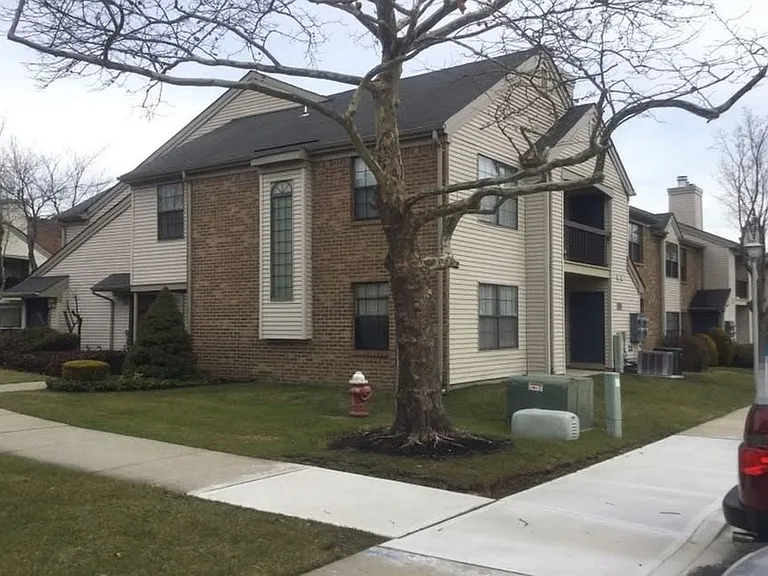 901 Harbour Club Dr — Photo 13