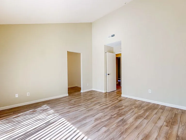 372 Los Alamos Rd — Photo 19