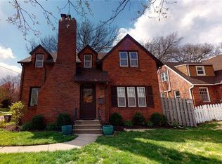 2800 43rd St, Des Moines, IA 50310