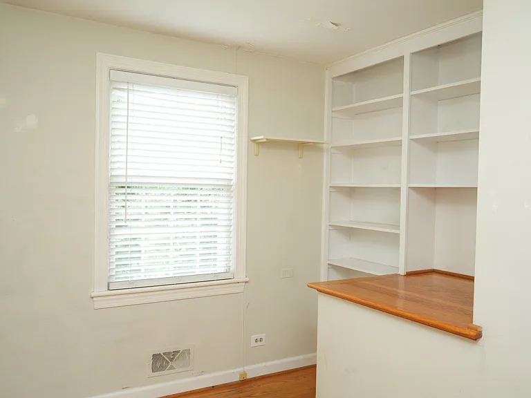 101 Bollingwood Rd. — Photo 18