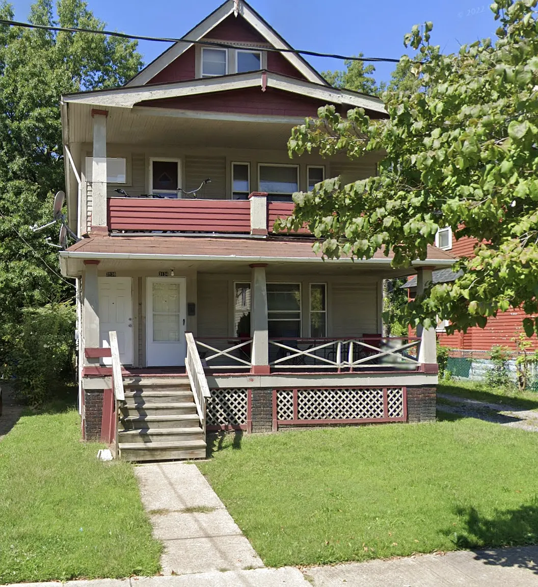 2 bed, 900 sqft, $750 — Photo 1