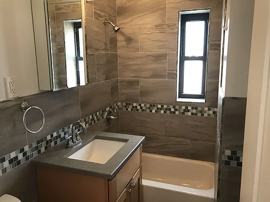 Rented by The Shoppe | media 21