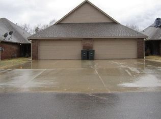 425 Sterling Pointe Way, Edmond, OK 73003