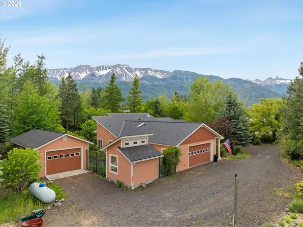 710 S East St, Joseph, OR 97846