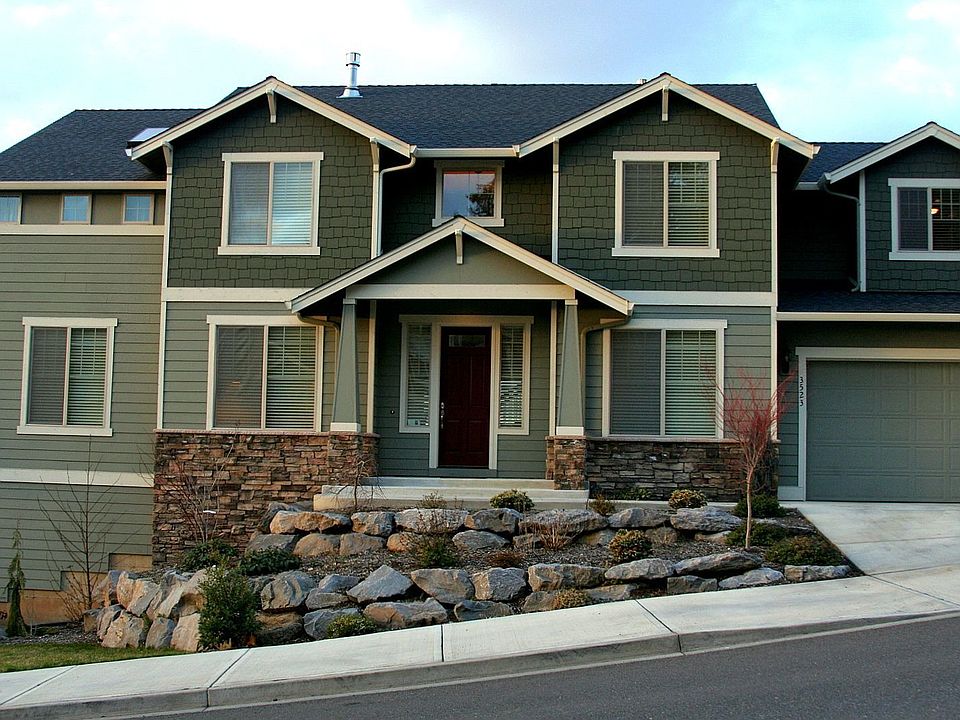 Stone Terracing & Craftsman Style by Soaring Eagle!