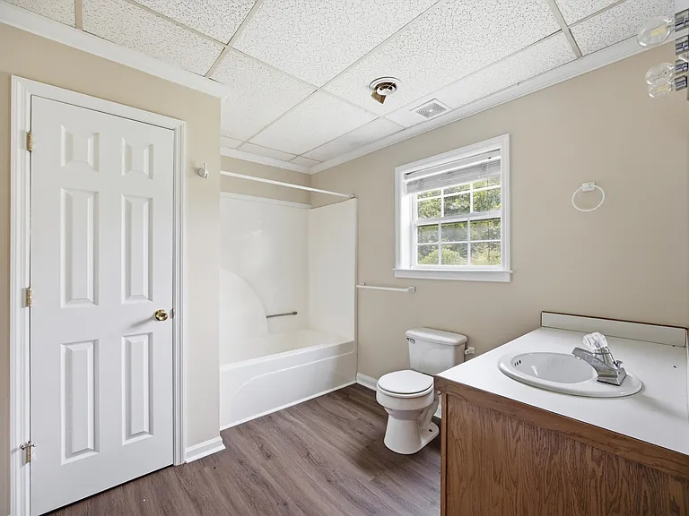 124 Summitt St #124 — Photo 15