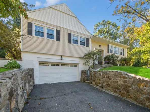 11 Macy Road, Briarcliff Manor, NY 10510