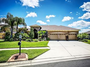 10527 Palm Cove Ave, Tampa, FL 33647