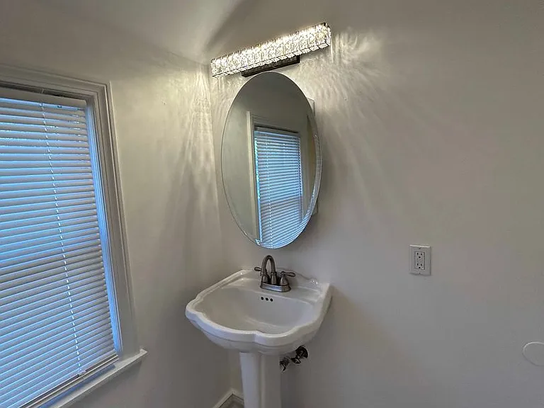 4854 Edsal Dr — Photo 27