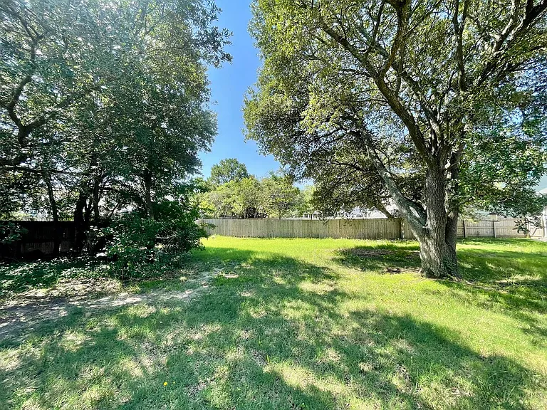 9532 15th Bay St — Photo 37