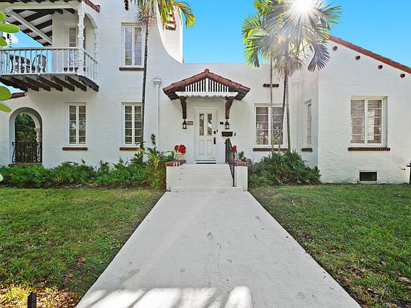 4th image of 40 Phoenetia Ave #Id1056492p