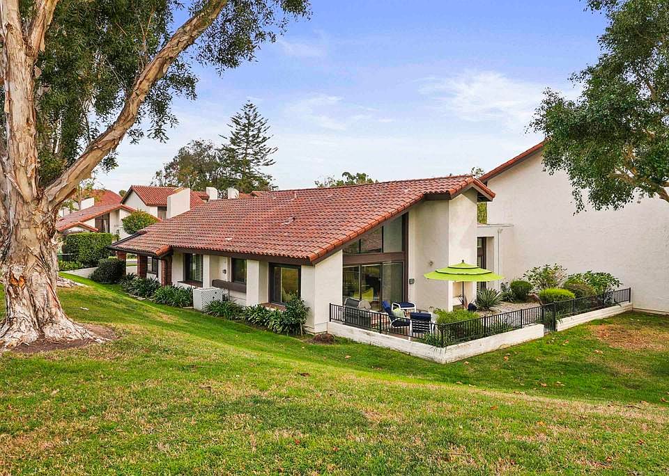1st image of 723 Camino Catalina