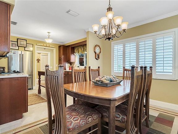 4th image of 414 Birksdale Ct