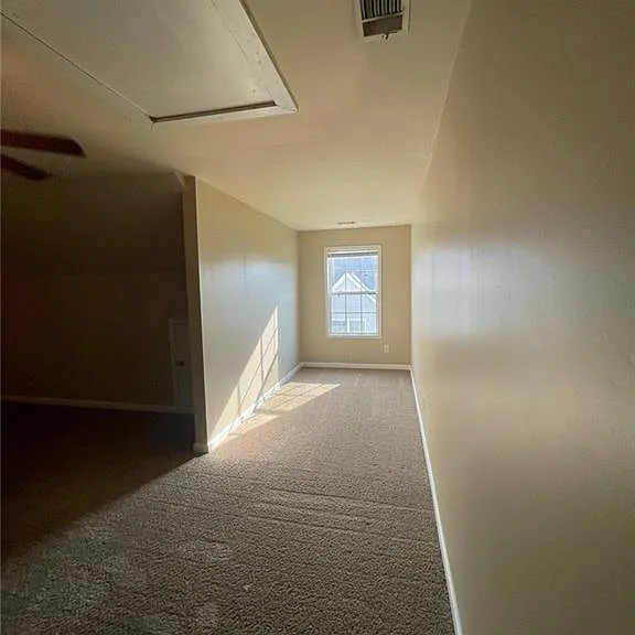 282 Village Dr — Photo 27