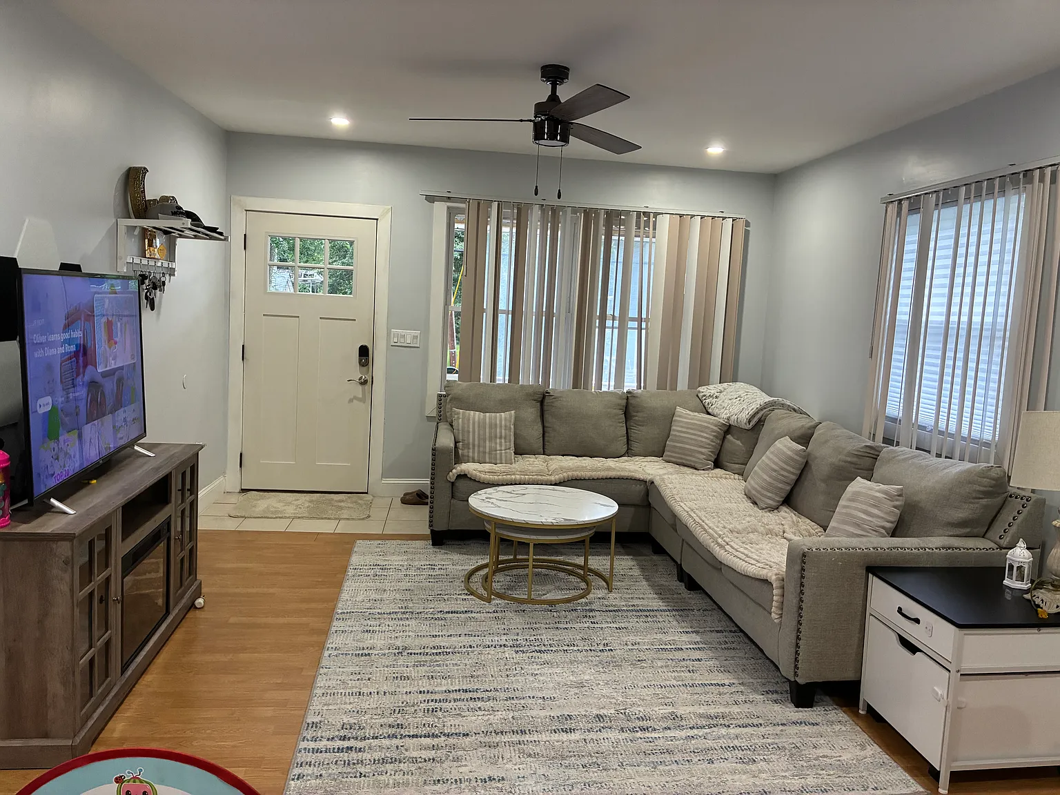 3 bed, 1664 sqft, $3,700 — Photo 4