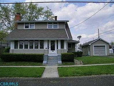 1st image of 842 E Church St