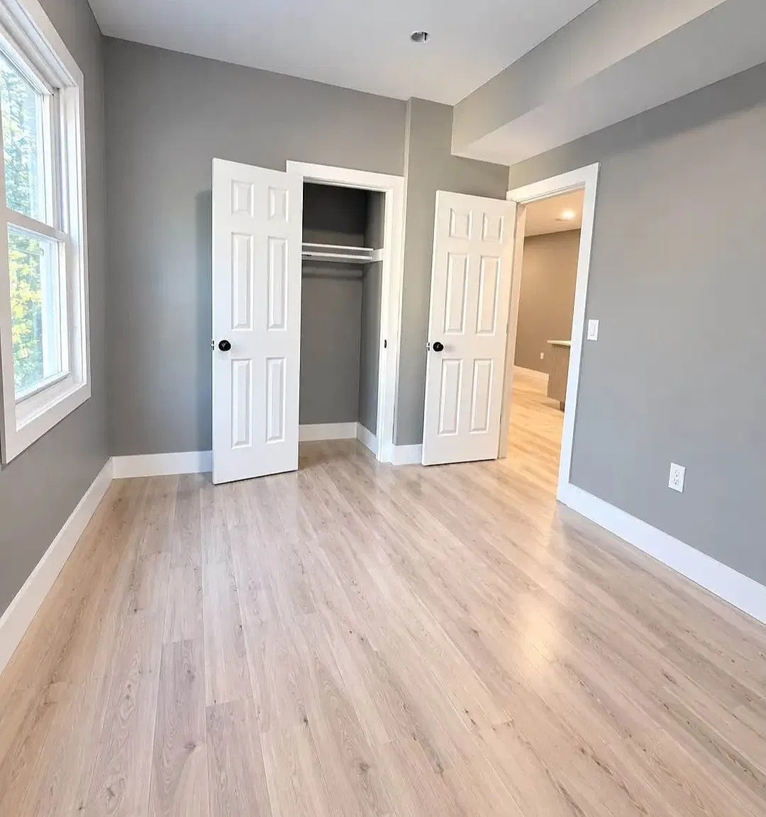 5 bed, $3,100 — Photo 3