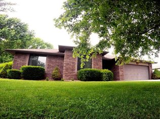 2677 W Cynthia St, Springfield, MO 65810