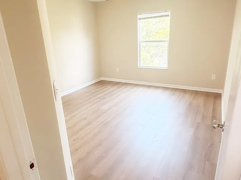 3798 Dunlane Ct — Photo 13