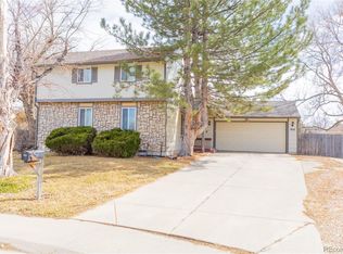 928 S Rifle Ct, Aurora, CO 80017