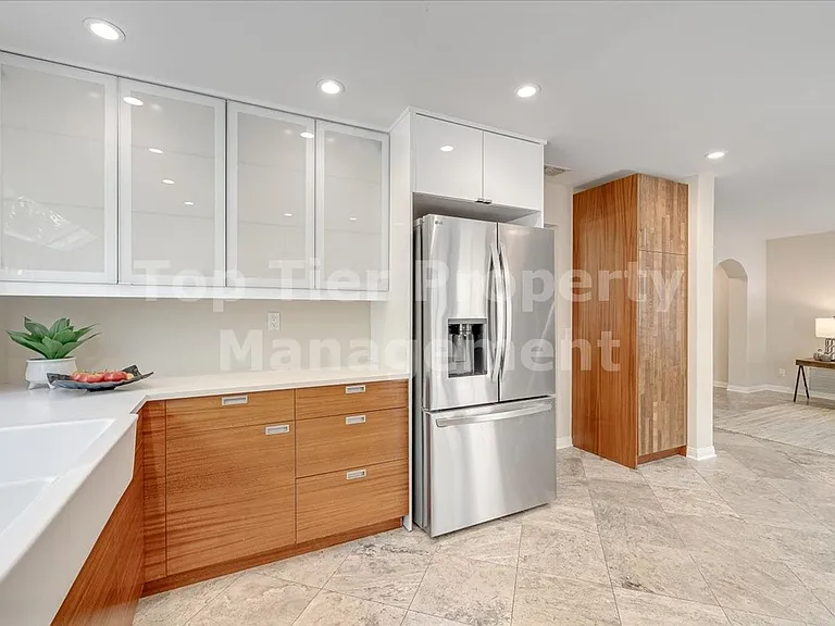 1568 Mallorca Dr — Photo 16