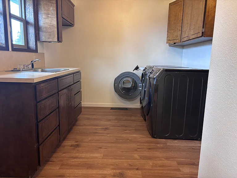 530 Shaff Rd — Photo 17