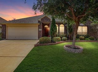 10621 Devinstone Dr, Fort Worth, TX 76177