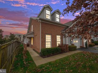 8980 Yellow Daisy Pl, Lorton, VA 22079